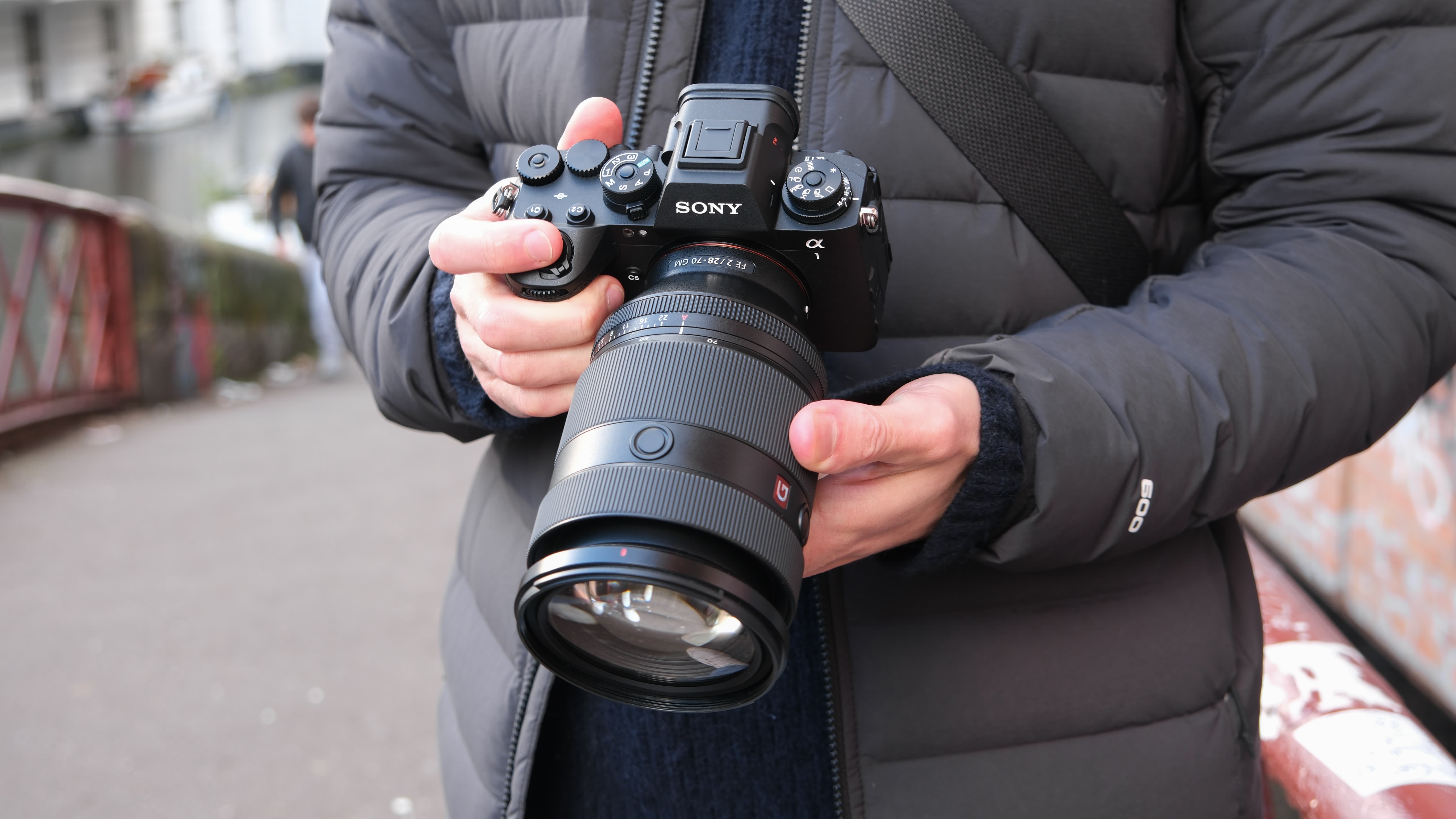 SONY α1 II ILCE−1M2 ソニー α1 2 極上品　電池5個付 2026年版】Sony α1 II ILCE-1M2のレビュー比較まとめ オールラウンドな
